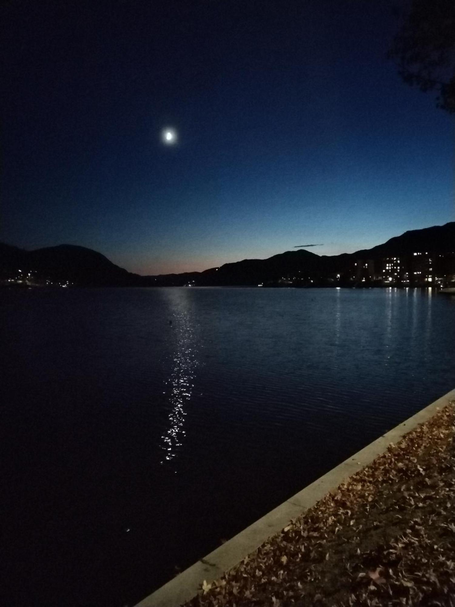 Un Balcone Sul Lago Omegna Buitenkant foto