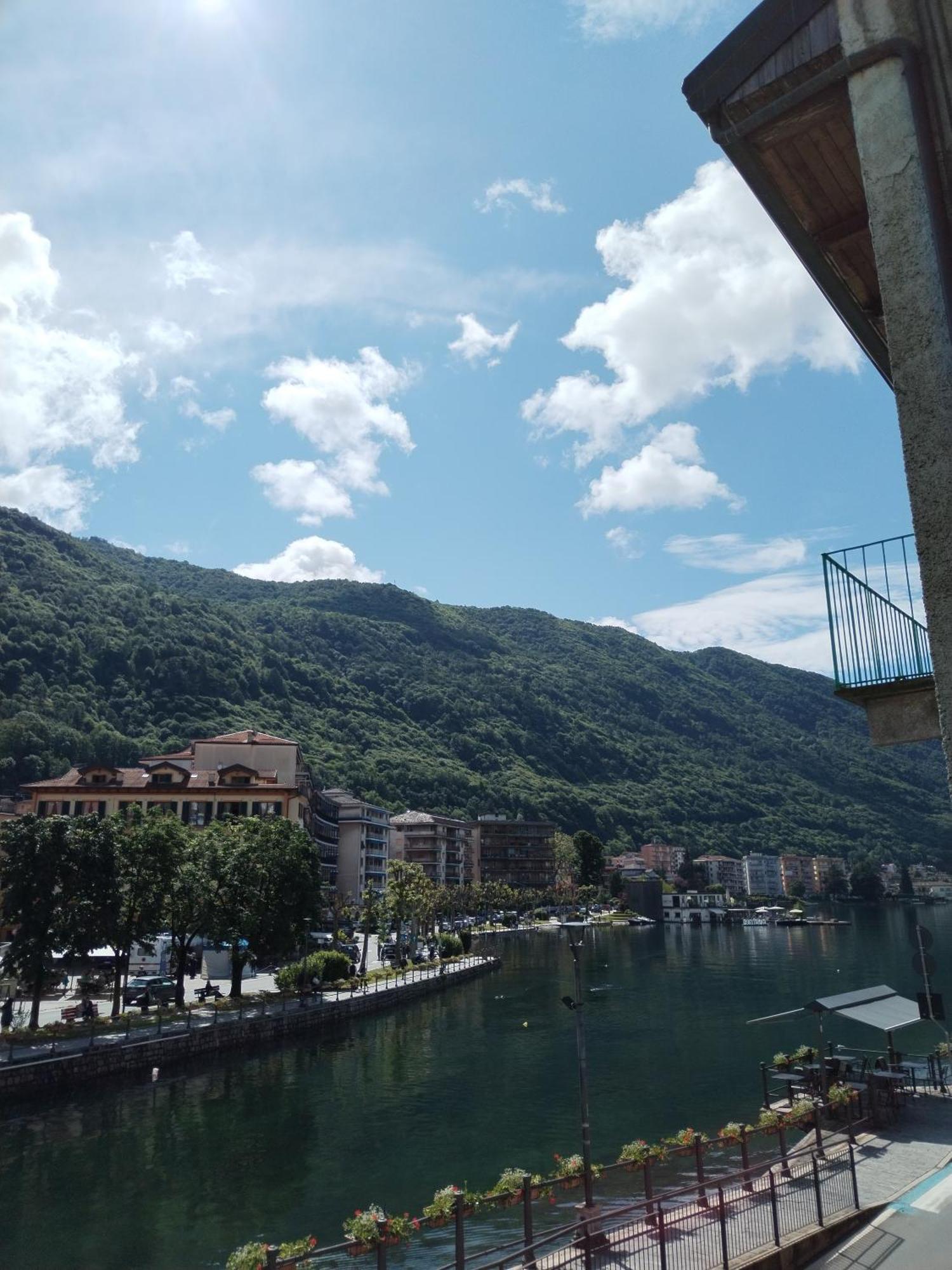 Un Balcone Sul Lago Omegna Buitenkant foto