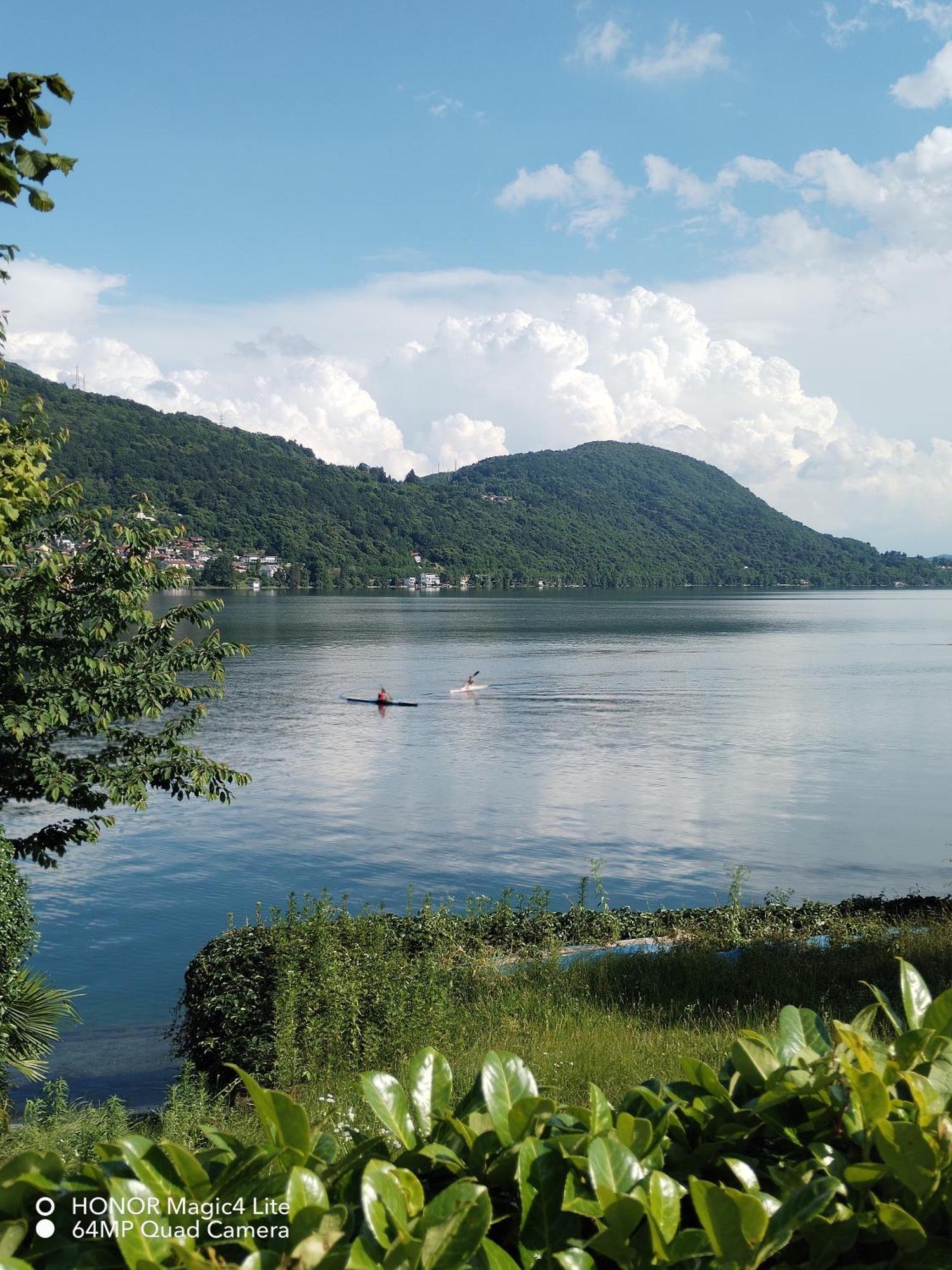 Un Balcone Sul Lago Omegna Buitenkant foto
