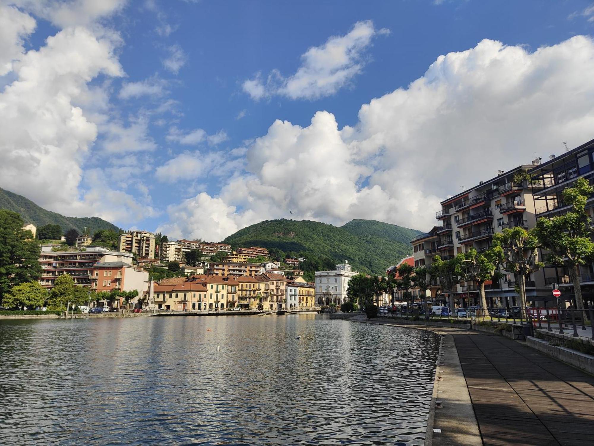 Un Balcone Sul Lago Omegna Buitenkant foto